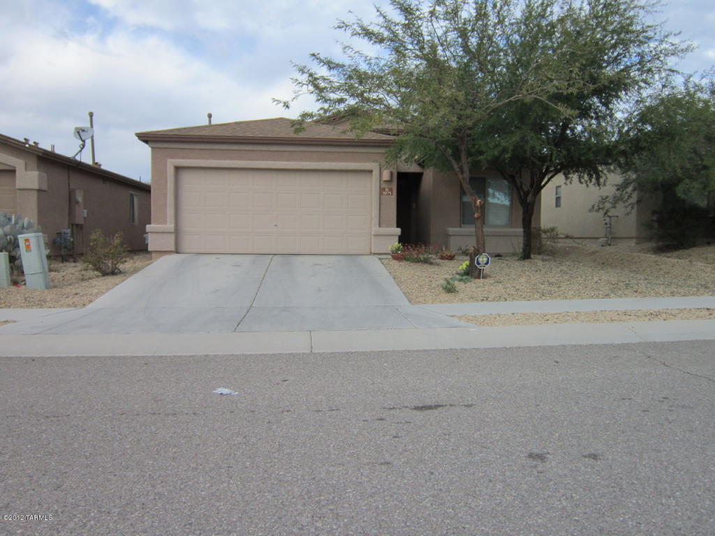 5975 E Chaucers Dr, Tucson, AZ 85756 photo 2