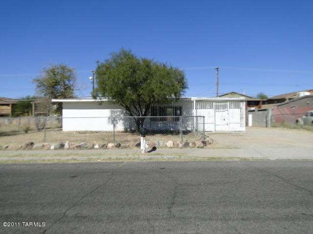 4101 E 26th St, Tucson, AZ 85711 photo 1