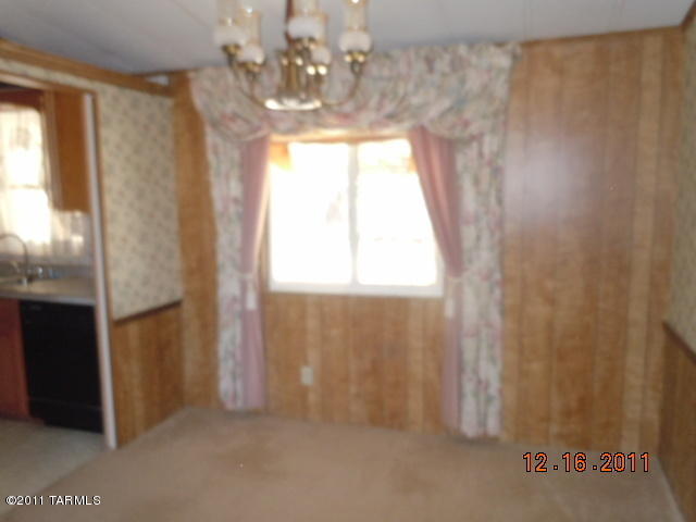 369 S Mimbres Pl, Benson, AZ 85602 photo 6