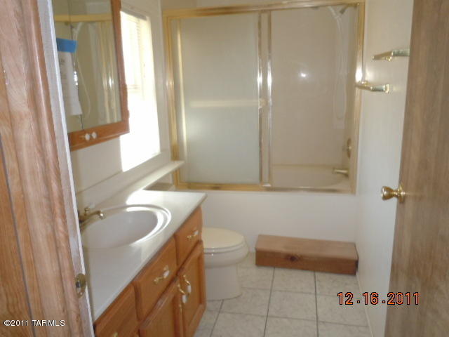 369 S Mimbres Pl, Benson, AZ 85602 photo 8