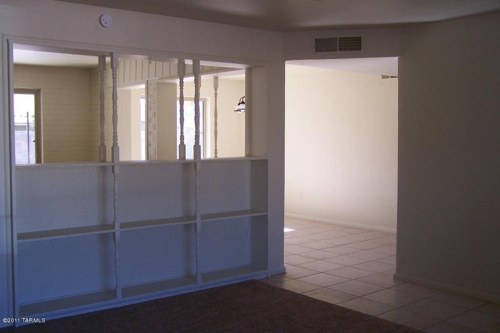 5932 E 26th St, Tucson, AZ 85711 photo 4