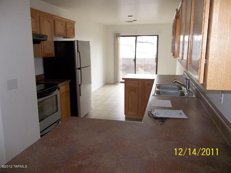 930 E Vuelta Suave, Tucson, AZ 85706 photo 4