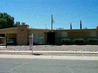 8852 E Cooper St, Tucson, AZ 85710 photo 1