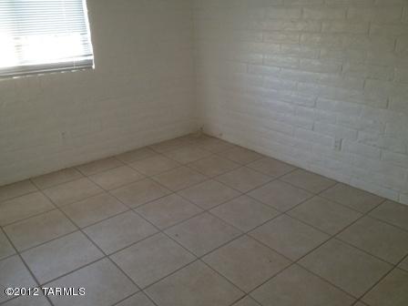 7672 E Apple Tree Dr, Tucson, AZ 85730 photo 6
