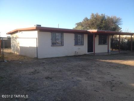 7672 E Apple Tree Dr, Tucson, AZ 85730 photo 2
