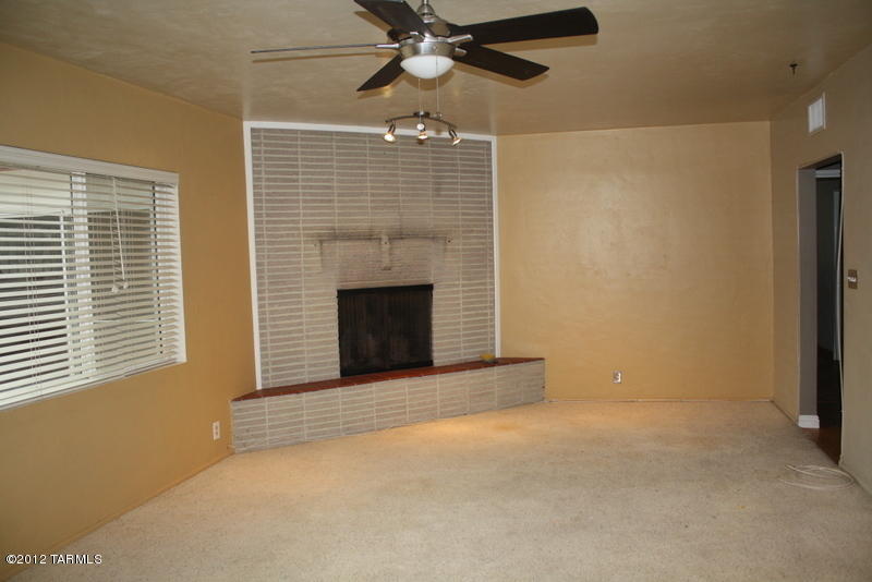 5730 E 8th St, Tucson, AZ 85711 photo 3