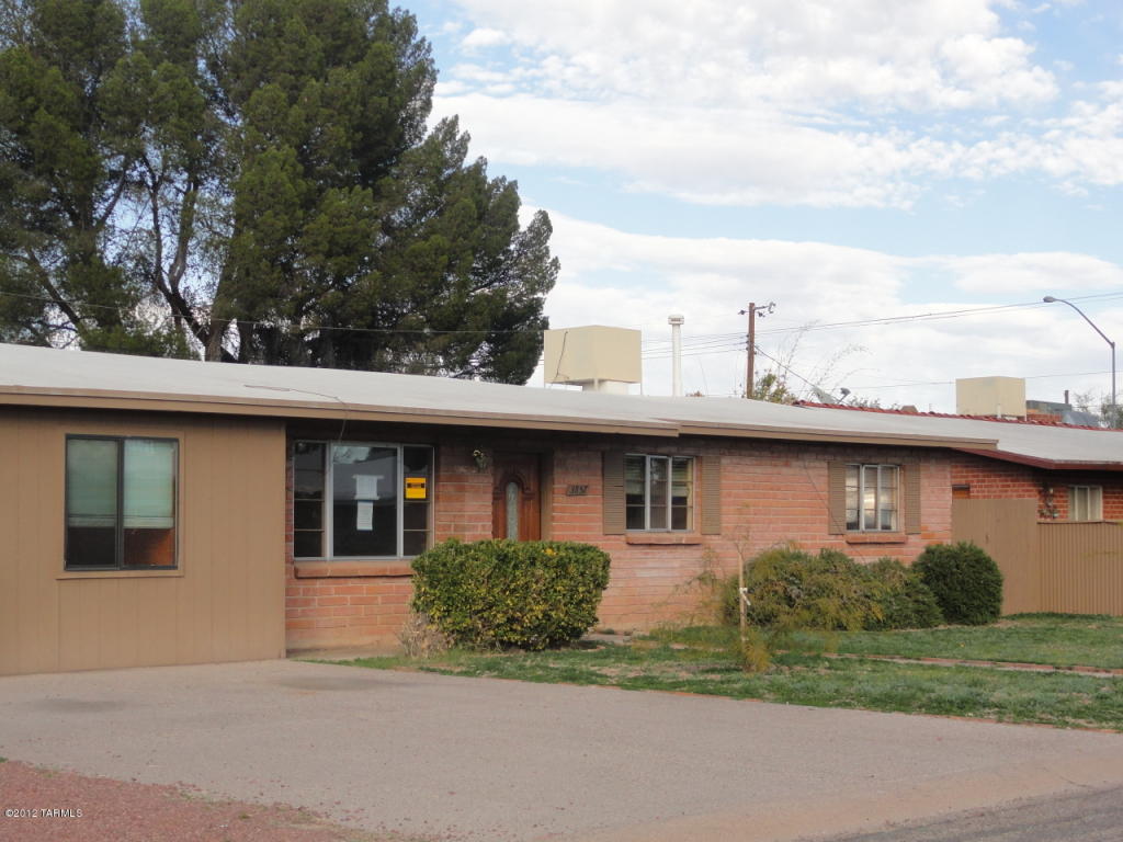3857 Edison Pl, Tucson, AZ 85716 photo 1