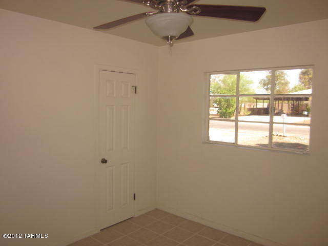 5033 E 18th St, Tucson, AZ 85711 photo 7