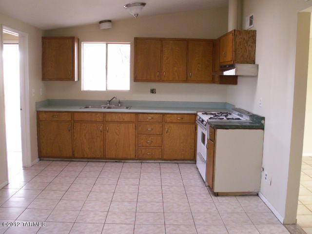 1008 E Justin Ct, Pearce, AZ 85625 photo 2