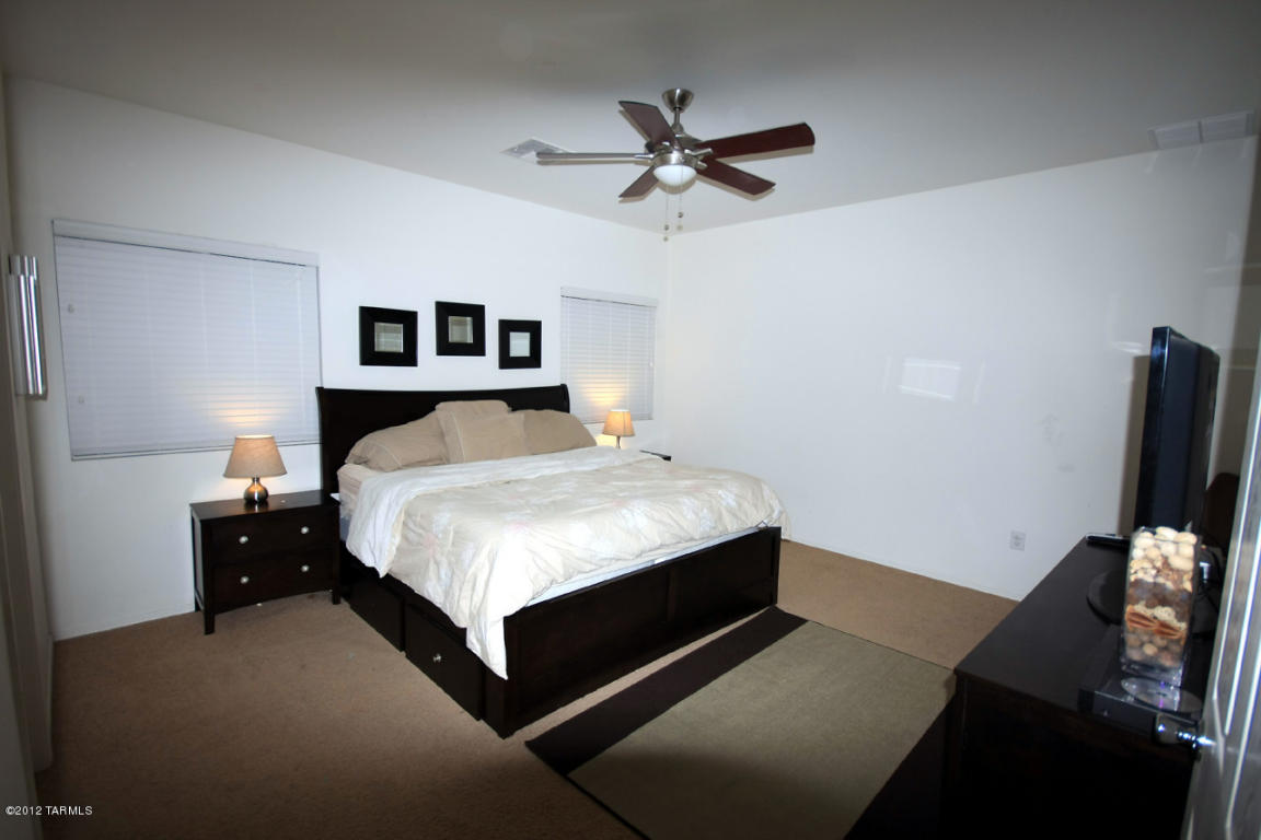 17092 S Mesa Shadows Dr, Vail, AZ 85641 photo 9