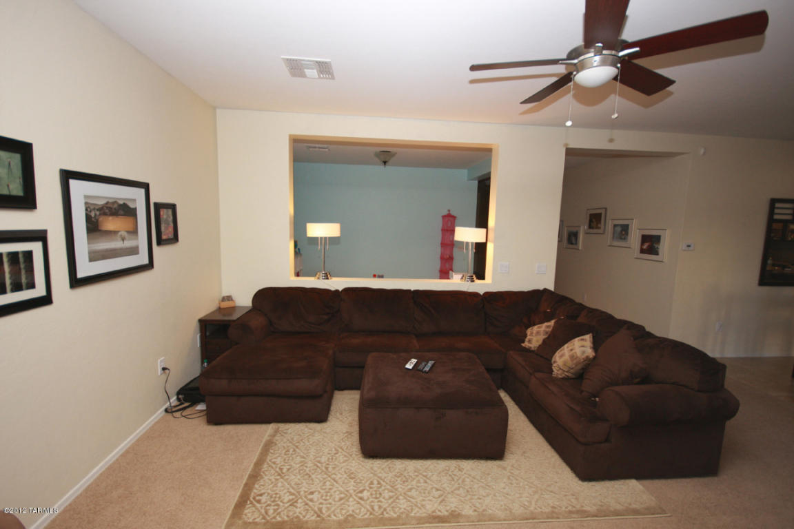 17092 S Mesa Shadows Dr, Vail, AZ 85641 photo 2