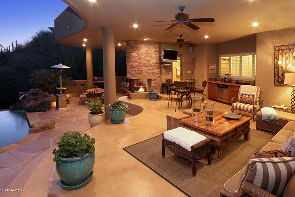 3632 E Windy Point Dr, Tucson, AZ 85718 photo 7