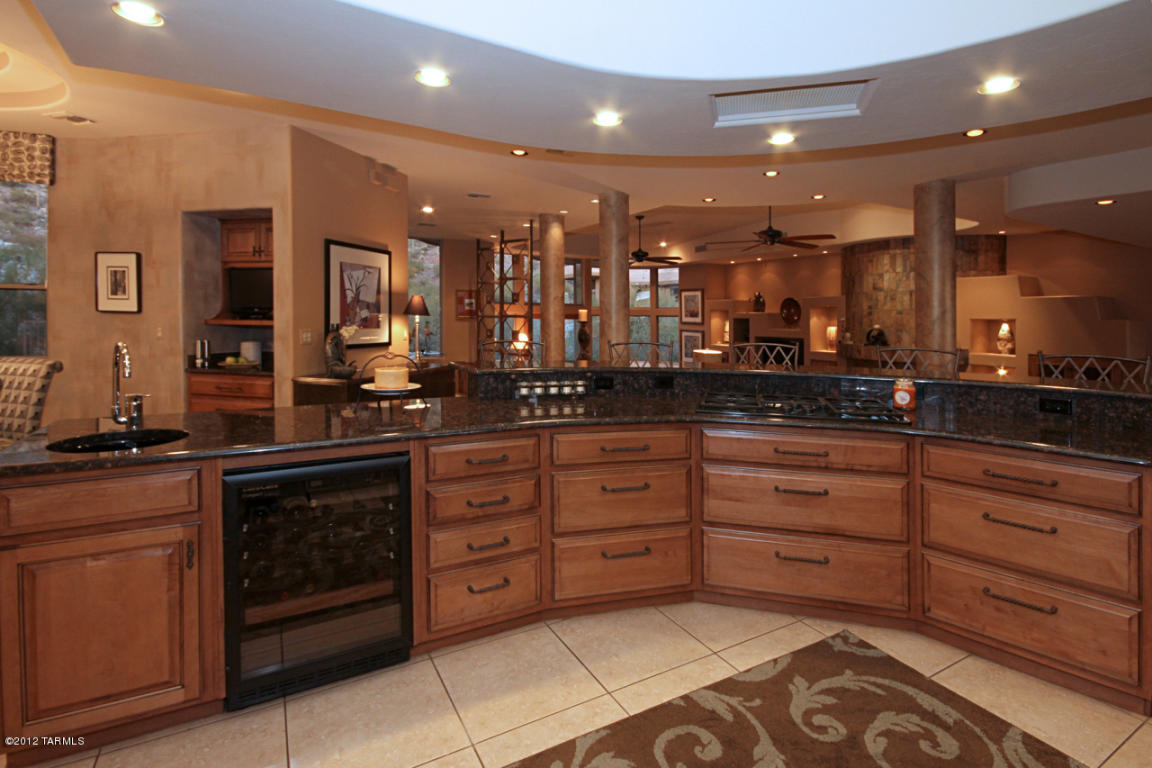 3632 E Windy Point Dr, Tucson, AZ 85718 photo 11