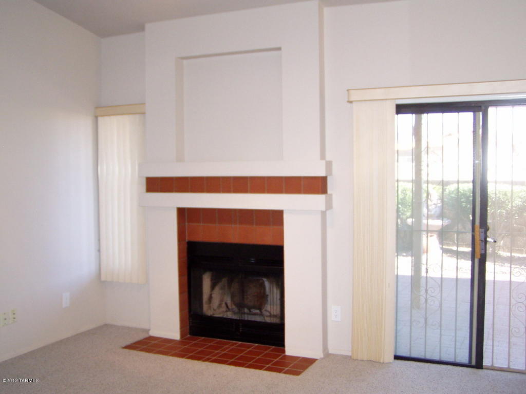 9174 N Eaglestone Loop, Tucson, AZ 85742 photo 4