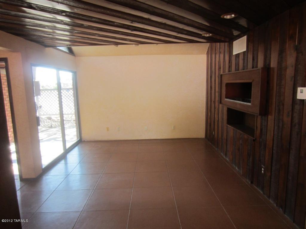 857 E Sequoyah St, Tucson, AZ 85719 photo 8
