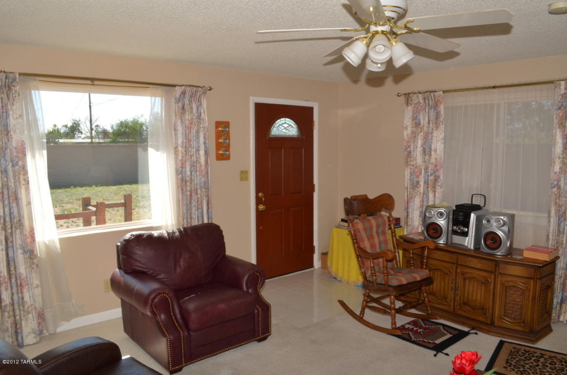 237 E Alturas St, Tucson, AZ 85705 photo 8
