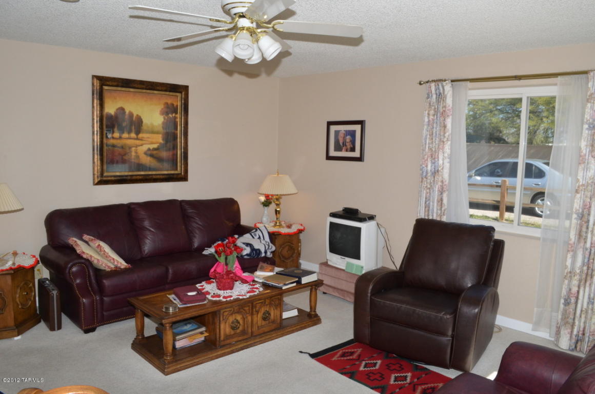 237 E Alturas St, Tucson, AZ 85705 photo 7
