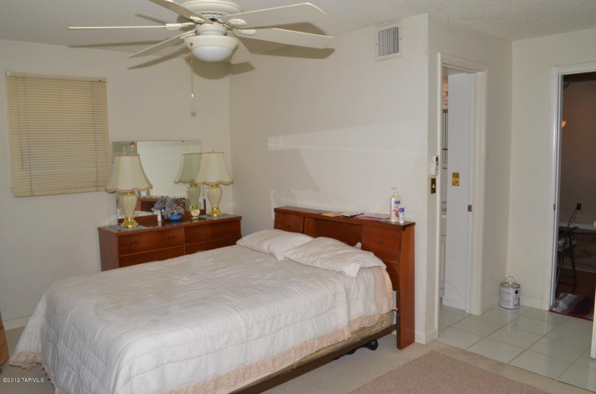 237 E Alturas St, Tucson, AZ 85705 photo 20