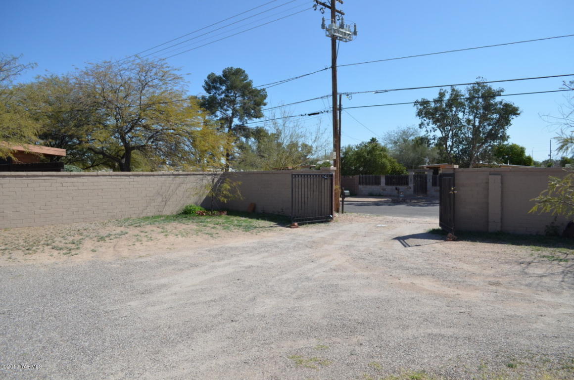237 E Alturas St, Tucson, AZ 85705 photo 29