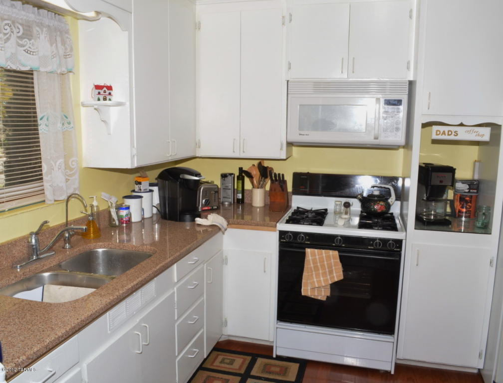 237 E Alturas St, Tucson, AZ 85705 photo 10
