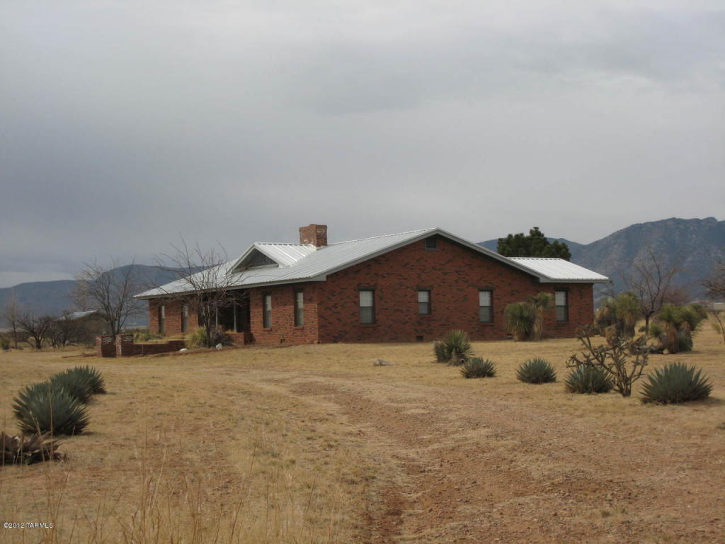 444 E Pearce Rd, Pearce, AZ 85625 photo 1