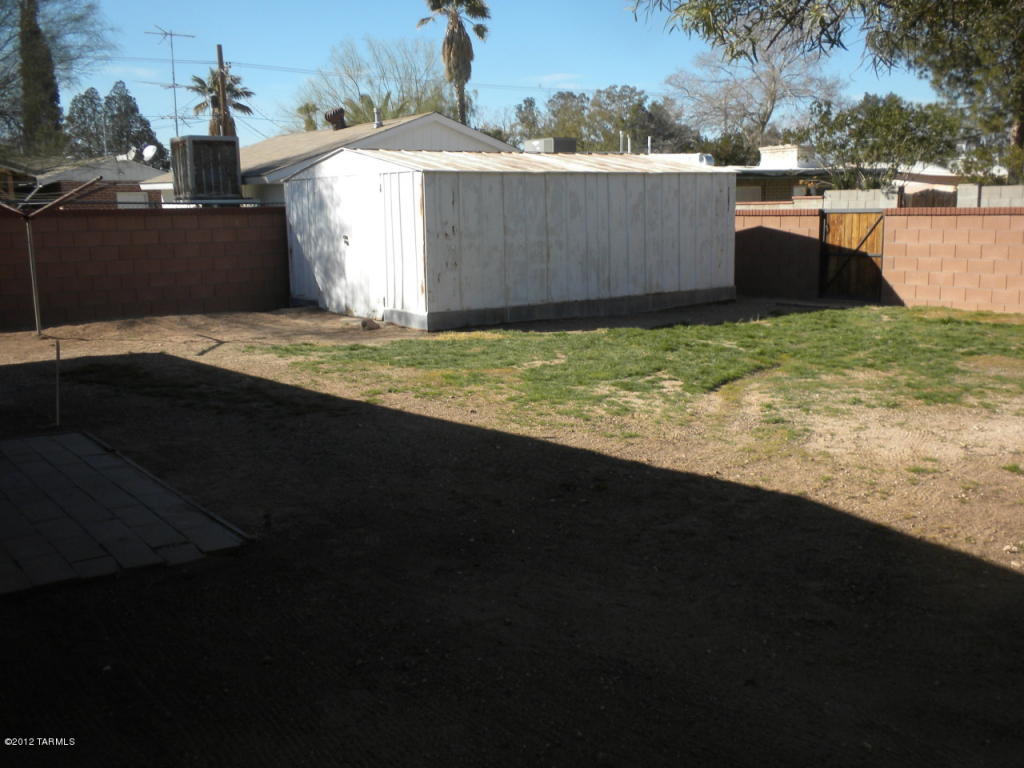 2515 E Lind Rd, Tucson, AZ 85716 photo 16