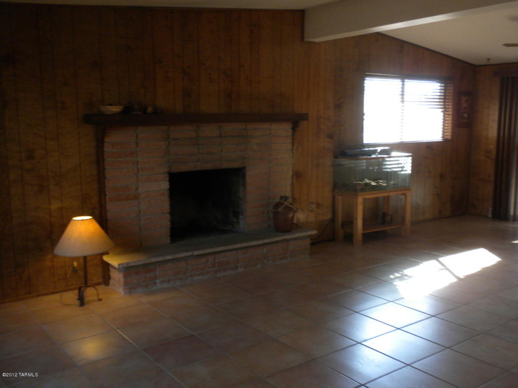 2515 E Lind Rd, Tucson, AZ 85716 photo 3