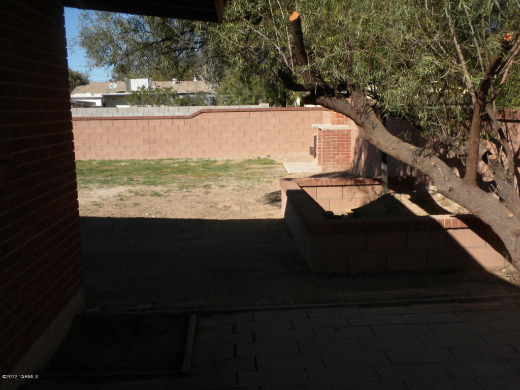 2515 E Lind Rd, Tucson, AZ 85716 photo 15