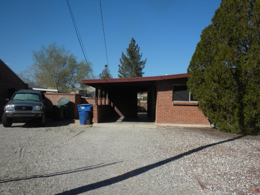 2515 E Lind Rd, Tucson, AZ 85716 photo 1