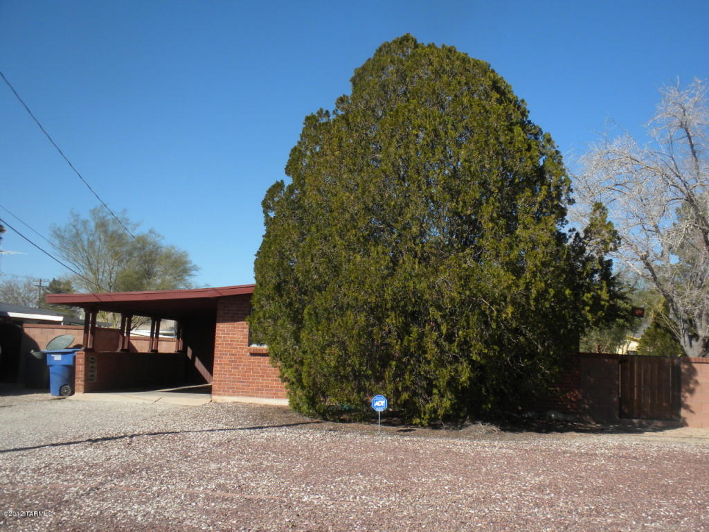 2515 E Lind Rd, Tucson, AZ 85716 photo 2