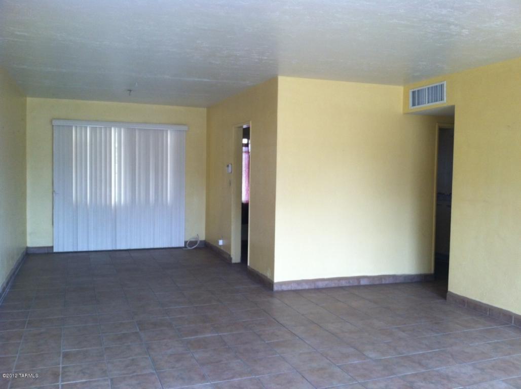 4659 E 9th St, Tucson, AZ 85711 photo 7