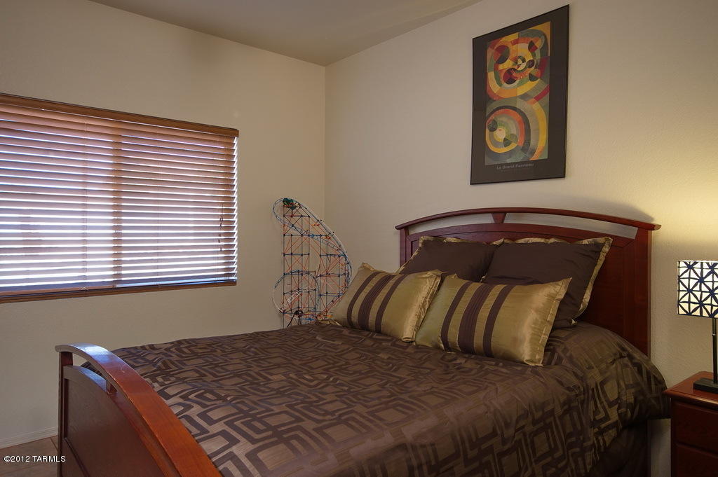 8597 E Olinga Ct, Tucson, AZ 85747 photo 11