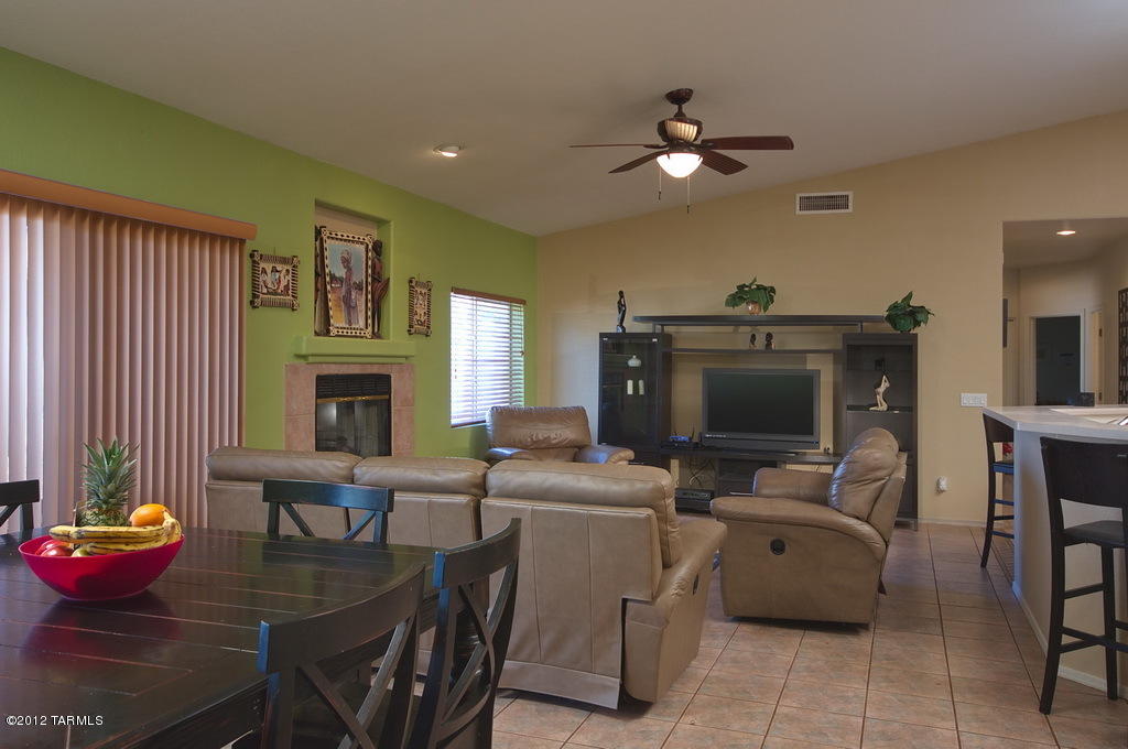 8597 E Olinga Ct, Tucson, AZ 85747 photo 7