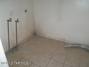 301 E Olive St, Tucson, AZ 85706 photo 8