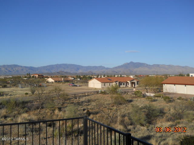 2980 E Broadview Dr, Vail, AZ 85641 photo 2