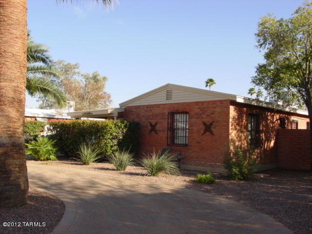 3010 E Loretta Dr, Tucson, AZ 85716 photo 1