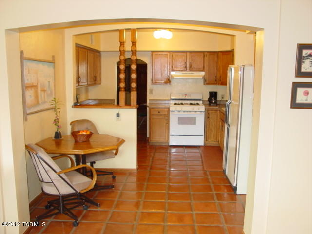 3010 E Loretta Dr, Tucson, AZ 85716 photo 5
