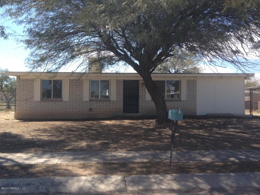 7132 E Freestone Dr, Tucson, AZ 85730 photo 1