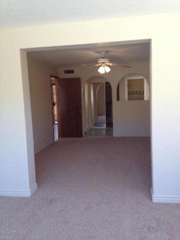 9521 E Walnut Tree Dr, Tucson, AZ 85749 photo 9