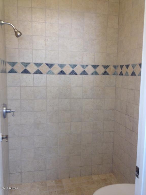 9521 E Walnut Tree Dr, Tucson, AZ 85749 photo 13
