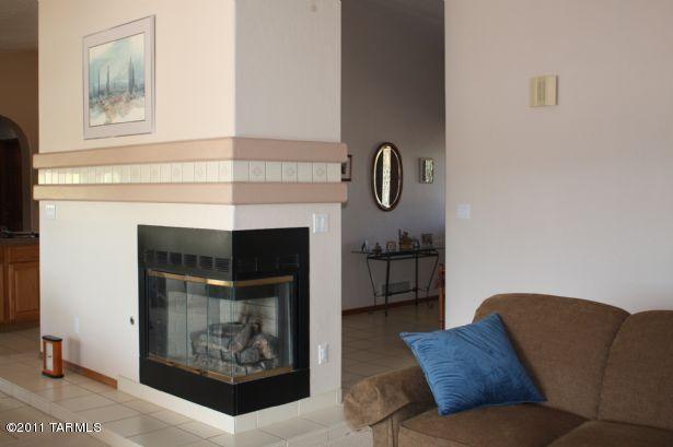 10580 E Roger Rd, Tucson, AZ 85749 photo 7