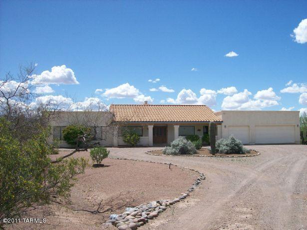 10580 E Roger Rd, Tucson, AZ 85749 photo 1