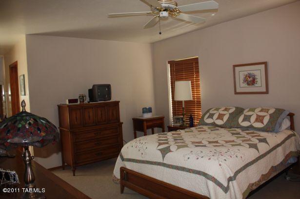 10580 E Roger Rd, Tucson, AZ 85749 photo 5