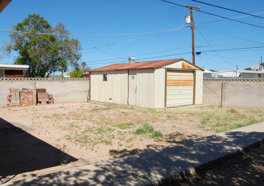 2907 E Beverly Dr, Tucson, AZ 85716 photo 3