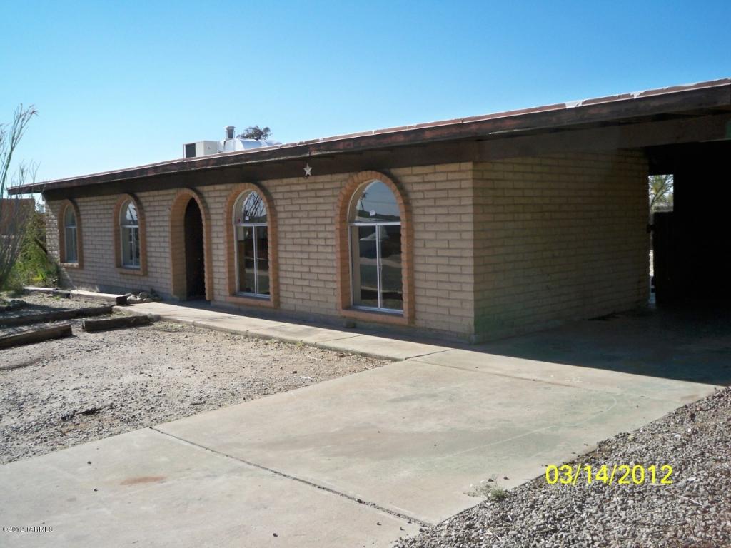 9441 E Watson Dr, Tucson, AZ 85730 photo 3