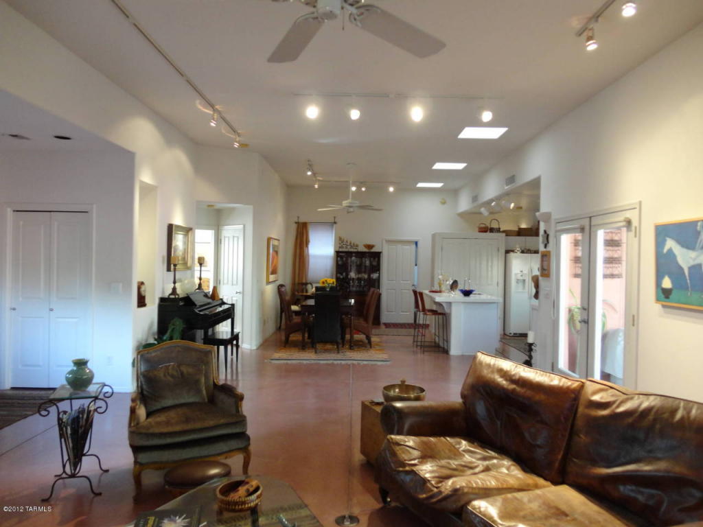 3217 E 3rd St, Tucson, AZ 85716 photo 2
