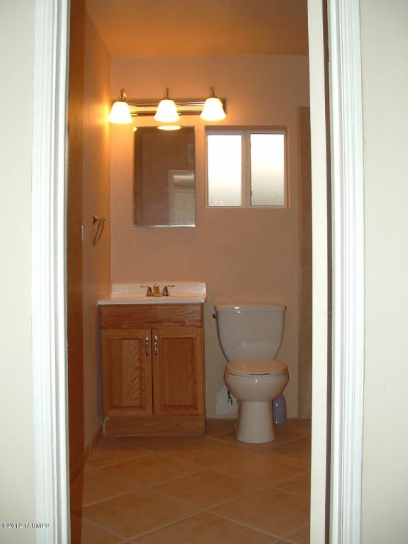 3166 E 24th St, Tucson, AZ 85713 photo 14