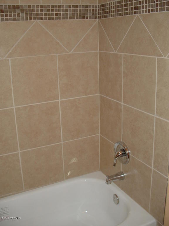 3166 E 24th St, Tucson, AZ 85713 photo 11