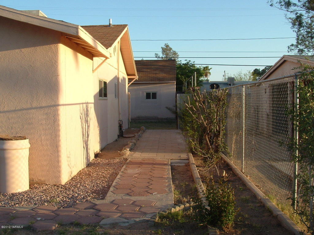 3166 E 24th St, Tucson, AZ 85713 photo 18