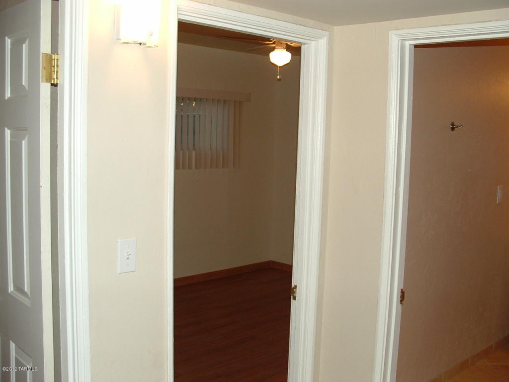 3166 E 24th St, Tucson, AZ 85713 photo 13